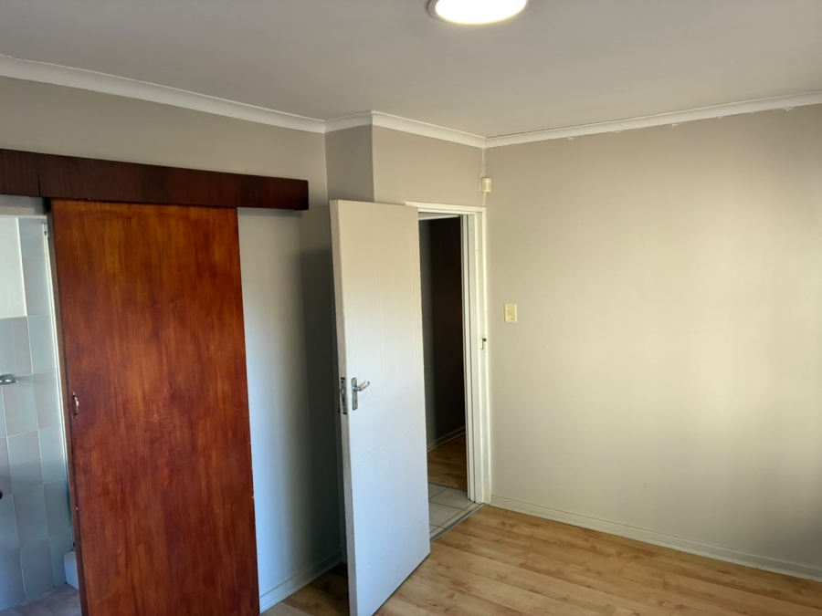 4 Bedroom Property for Sale in Fairy Glen Western Cape